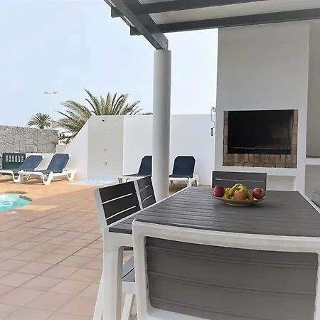 Ferienhaus Fuer 5 Personen Und 1 Kind In Playa Blanca, Lanzarote Geeinde Yaiza