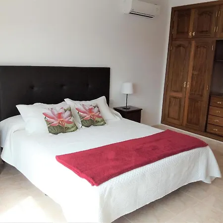 بيت للعطل Fuer 5 Personen Und 1 Kind In Playa Blanca, Lanzarote Geeinde Yaiza *